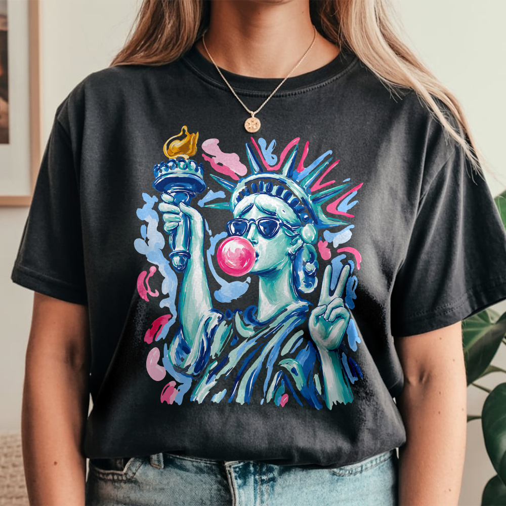 Preppy Statue of Liberty Blowing Bubble Gum, 4th of July Comfort Shirt TH10 170177