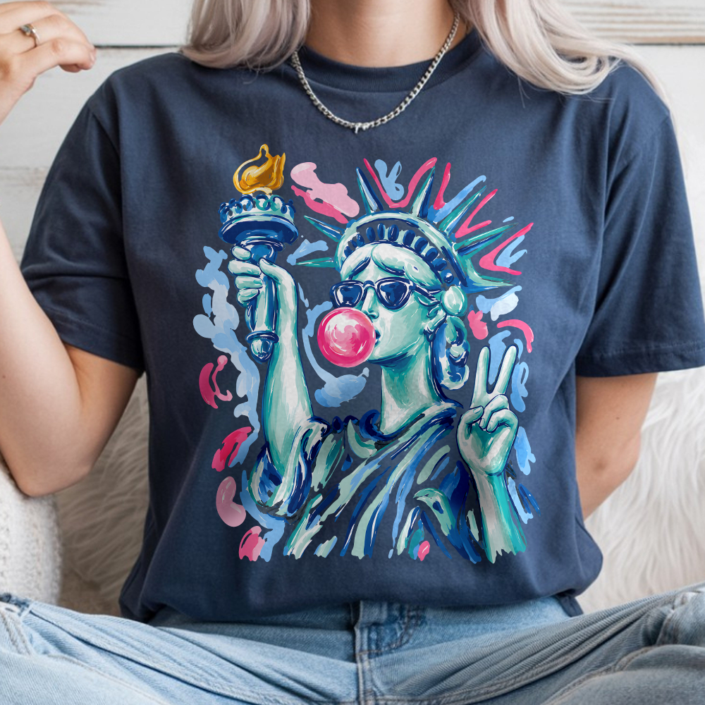Preppy Statue of Liberty Blowing Bubble Gum, 4th of July Comfort Shirt TH10 170177